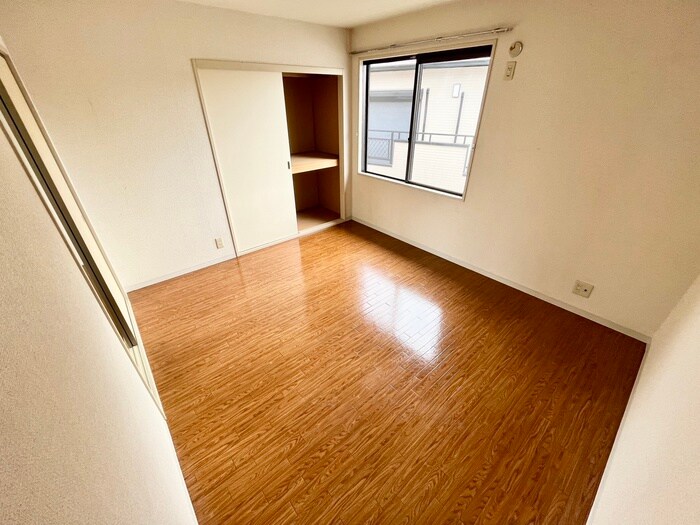 松井ハイツの物件内観写真