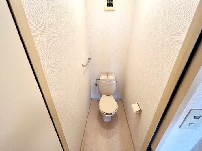 松井ハイツの物件内観写真