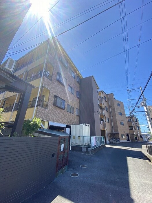 三熊ハイツ渚５号の物件外観写真