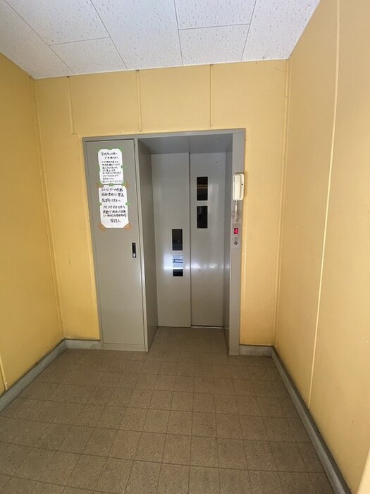 三熊ハイツ渚５号の物件外観写真