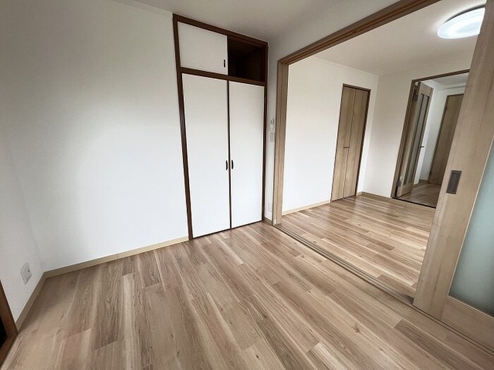 三熊ハイツ渚５号の物件内観写真