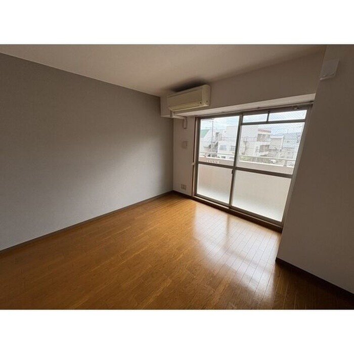 フローライト蛍池の物件内観写真