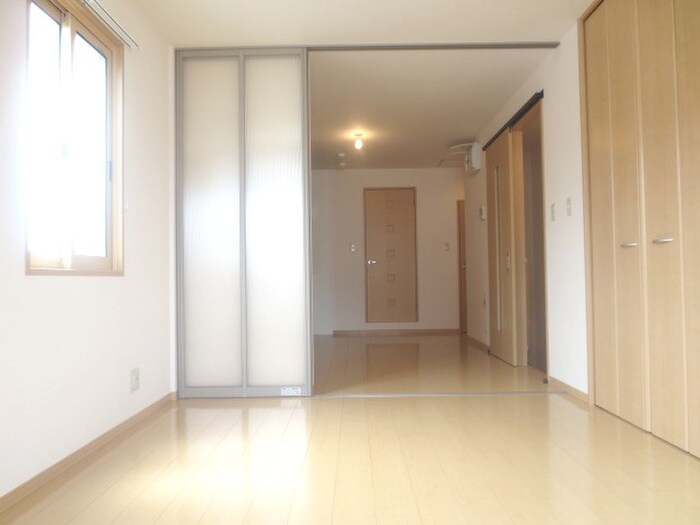 ＳＵＭＭＥＲ ＷＩＮＤの物件内観写真