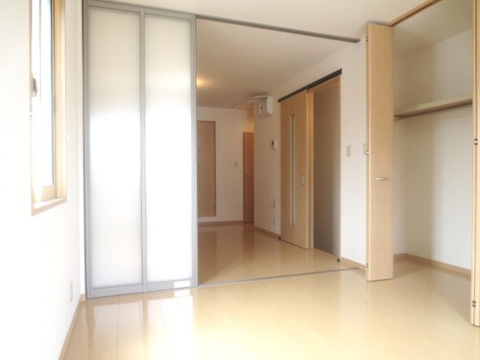 ＳＵＭＭＥＲ ＷＩＮＤの物件内観写真