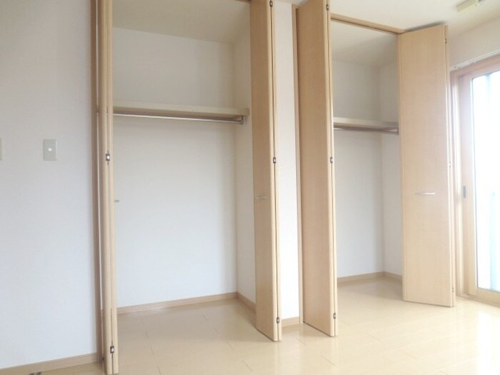 ＳＵＭＭＥＲ ＷＩＮＤの物件内観写真