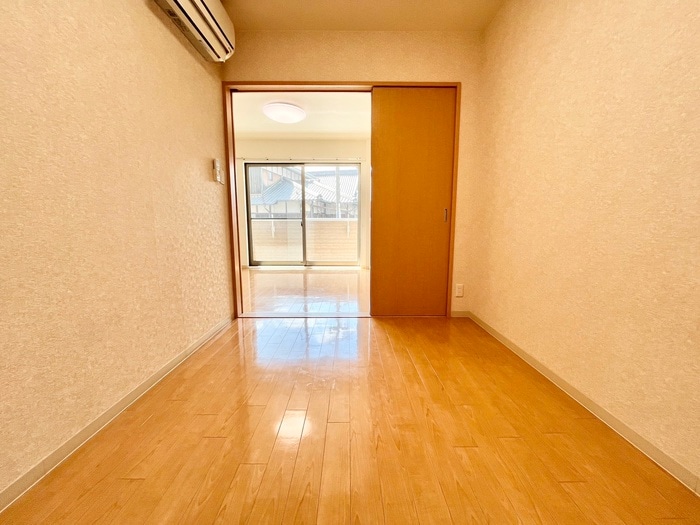 マンショングレースの物件内観写真