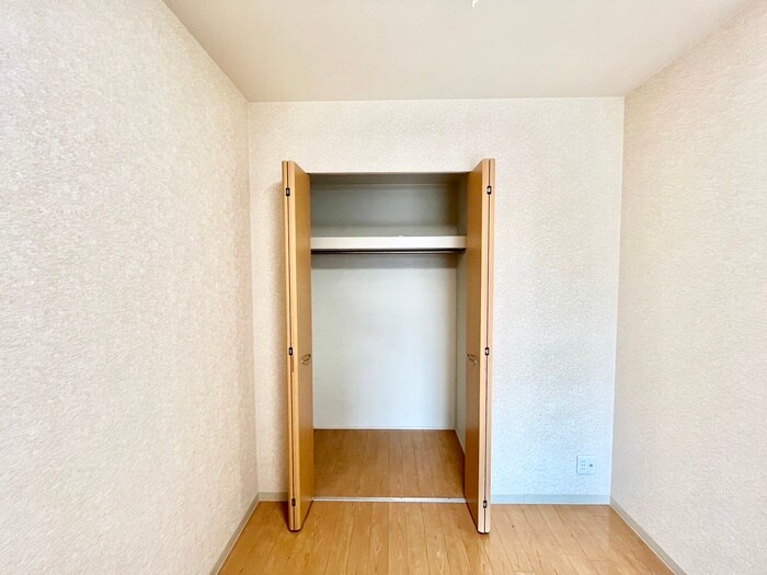 マンショングレースの物件内観写真