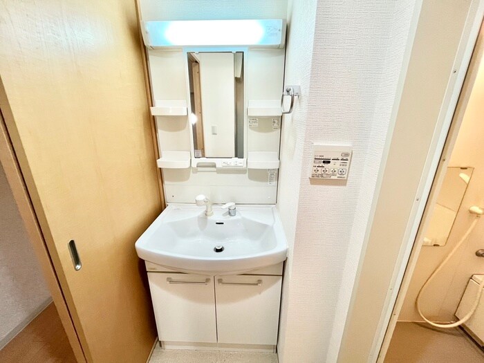 マンショングレースの物件内観写真