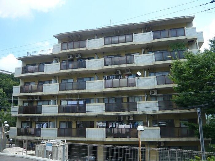 グリーンハイツ妙法寺　B棟の物件外観写真