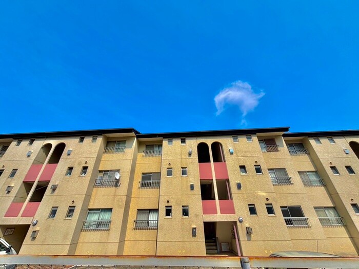 ハイツ中村の物件外観写真