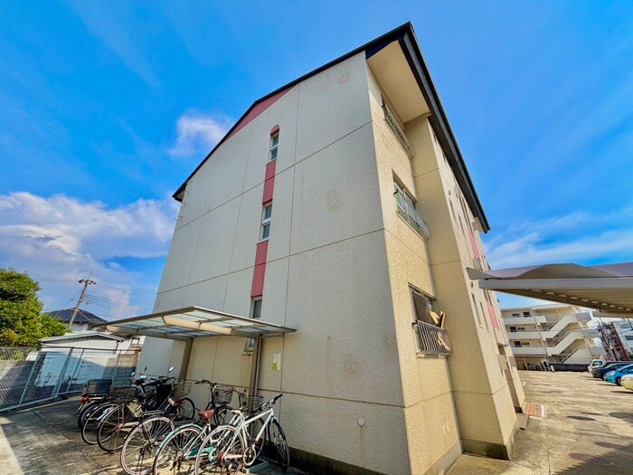 ハイツ中村の物件外観写真