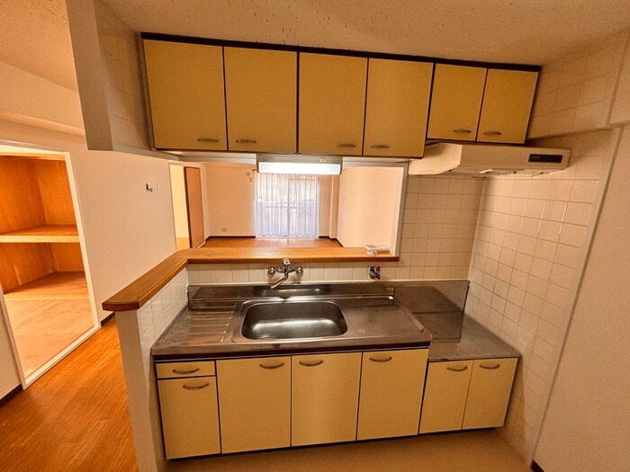 プルミエ－ル春日丘の物件内観写真