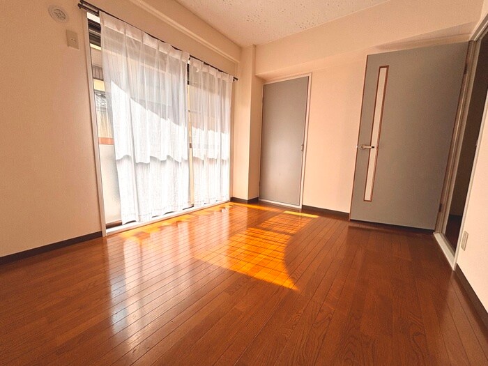 プルミエ－ル春日丘の物件内観写真