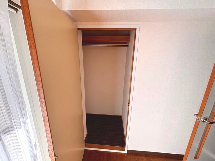 プルミエ－ル春日丘の物件内観写真