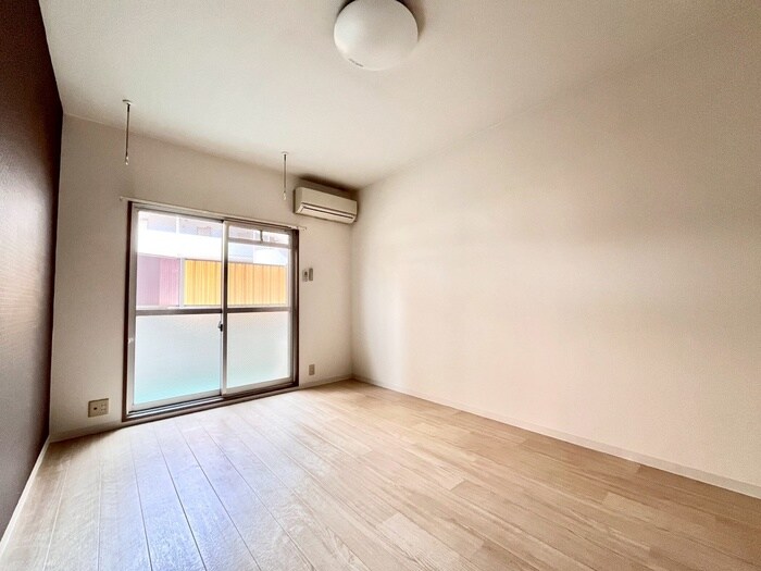 シャトラン弓木二番館の物件内観写真