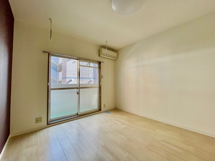 シャトラン弓木二番館の物件内観写真