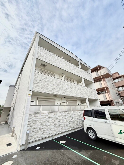 クリエオーレ南上町の物件外観写真