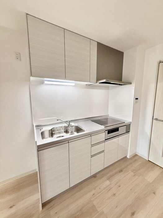 クリエオーレ南上町の物件内観写真