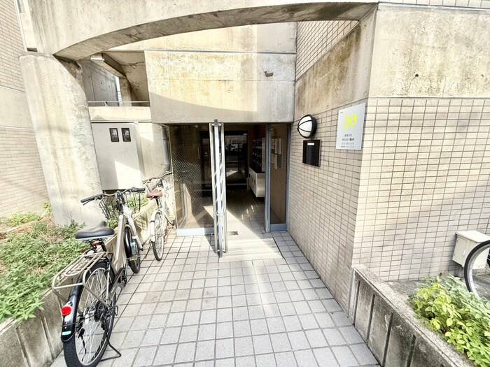 MIRUS香里園の物件外観写真