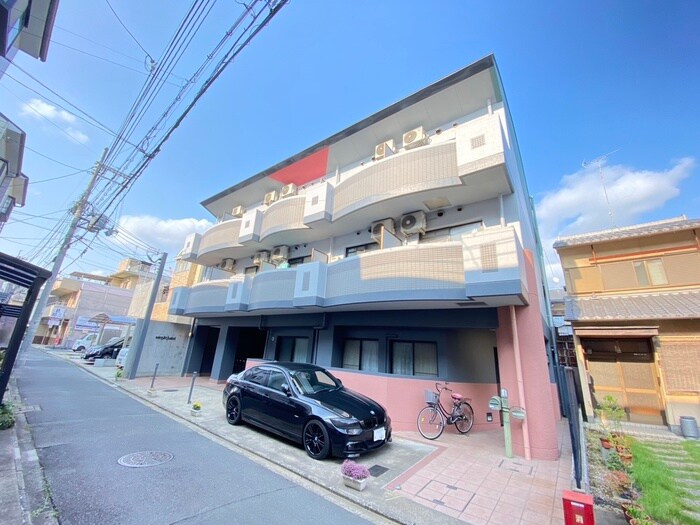 サンクチュアリの物件外観写真