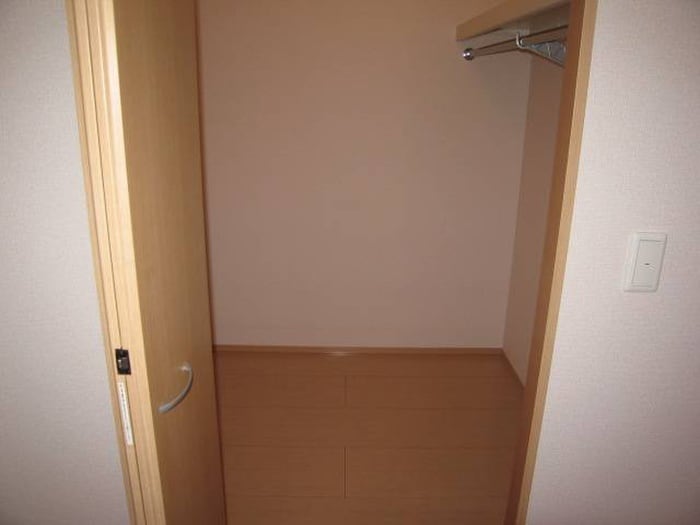 プリマベ－ラの物件内観写真