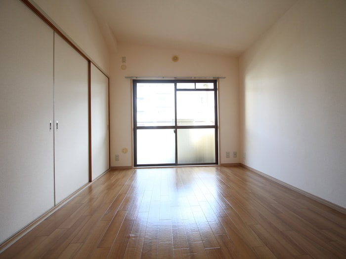 フォルク北千里Ｌ棟の物件内観写真