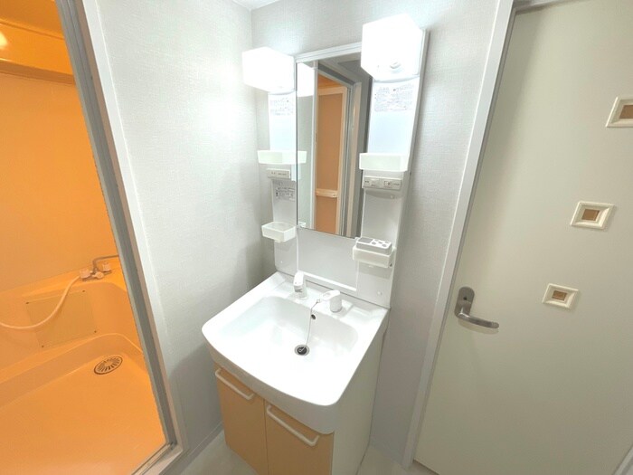 ﾁｻﾝﾏﾝｼﾖﾝ新大阪１０番館(704)の物件内観写真