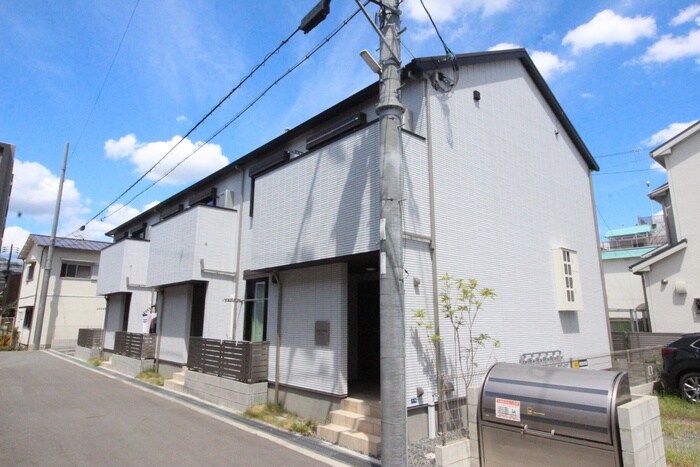 エピーク下中条A棟の物件外観写真