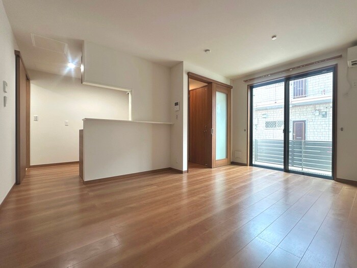 エピーク下中条A棟の物件内観写真