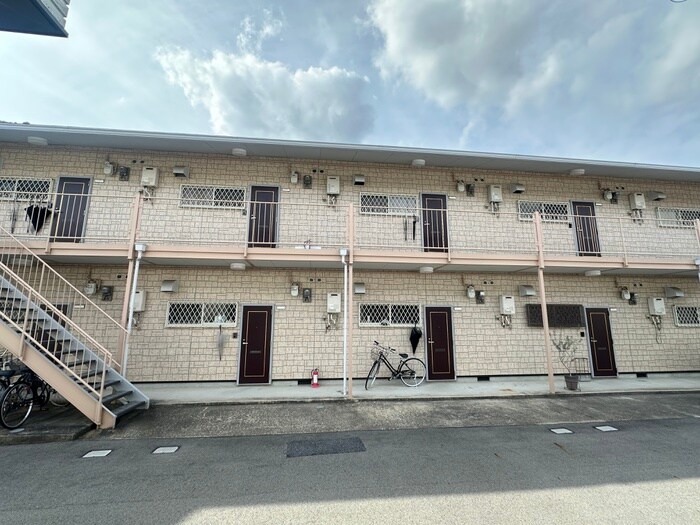 エピーク下中条A棟の物件内観写真