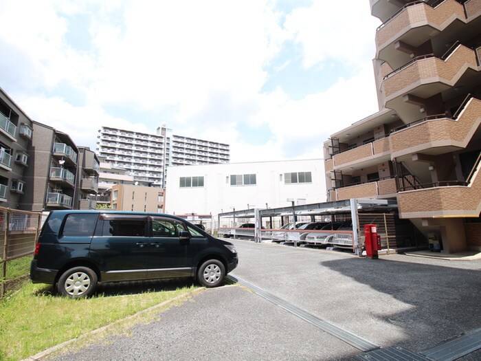 ユニライフ千里中央Ⅱ（106）の物件外観写真