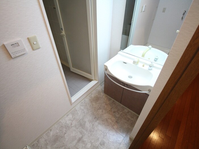 ユニライフ千里中央Ⅱ（106）の物件内観写真