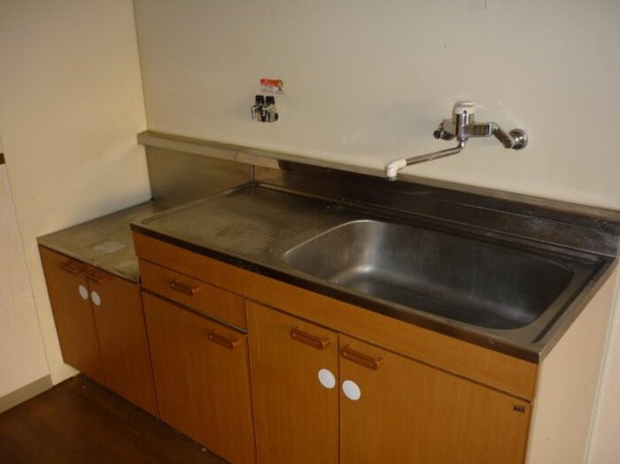 メゾンフロイデ三番館の物件内観写真