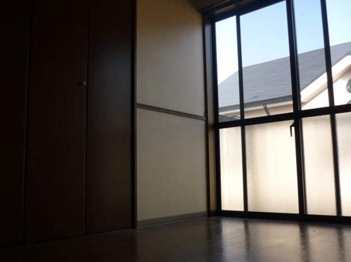 メゾンフロイデ三番館の物件内観写真