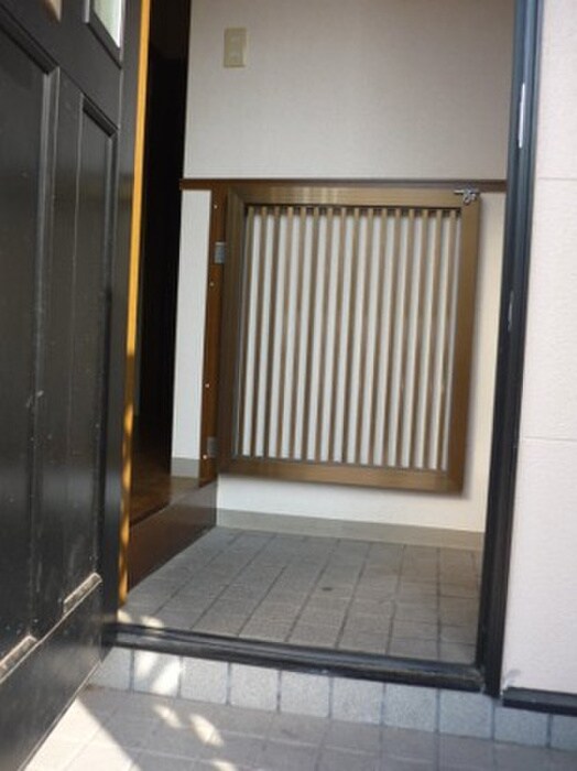 メゾンフロイデ三番館の物件内観写真