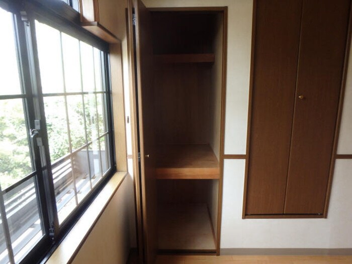 メゾンフロイデ三番館の物件内観写真