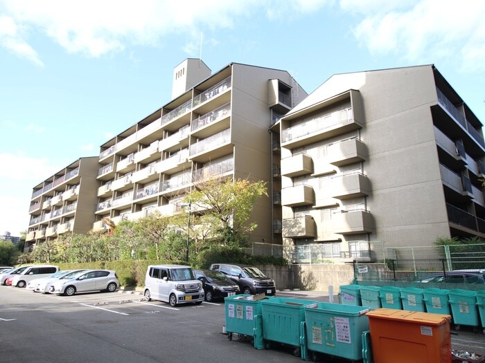 千里中央パ－クヒルズＪ棟(202)の物件外観写真