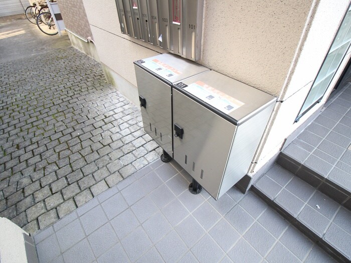 スクエア西賀茂の物件外観写真