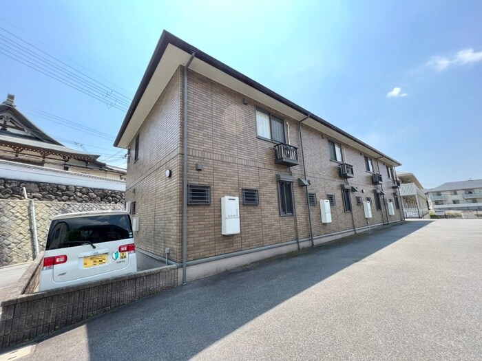 アンソレイエＢ棟の物件外観写真