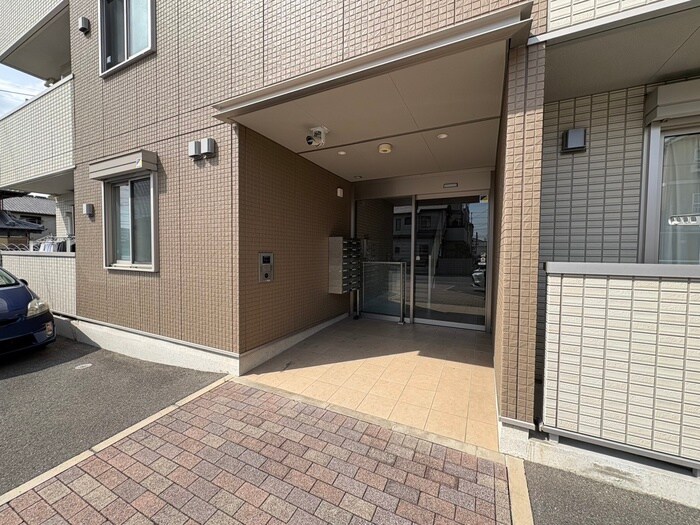 インペリアル田邊の物件外観写真