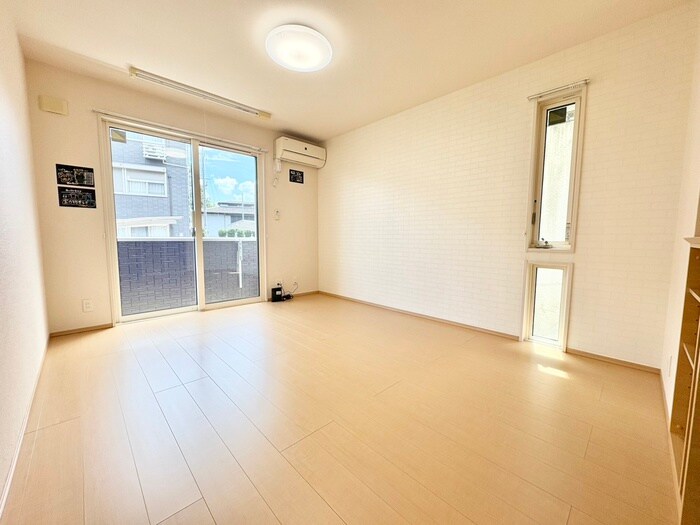 シュレイルの物件内観写真