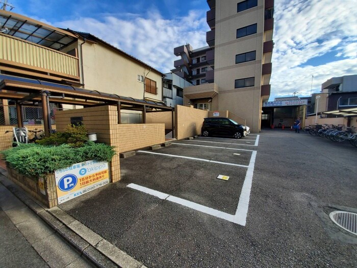 エクセレント墨染の物件外観写真