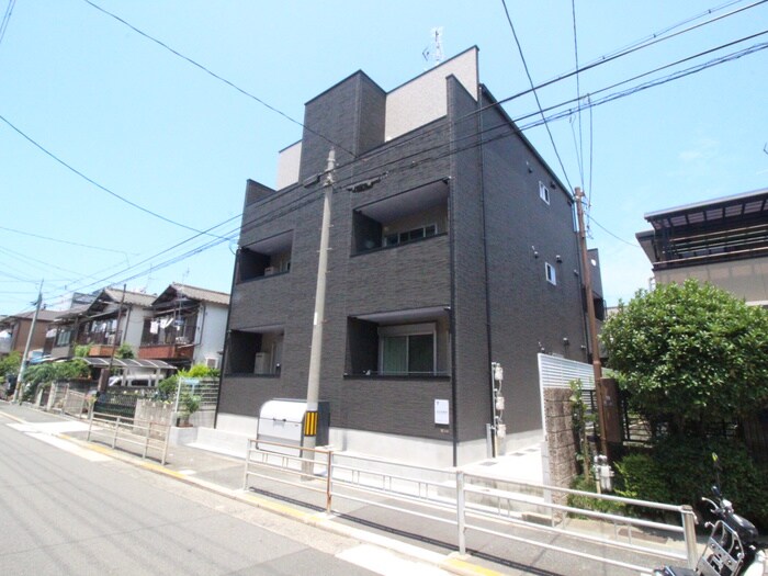 CRASTINE遠里小野の物件外観写真