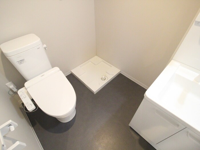 CRASTINE遠里小野の物件内観写真