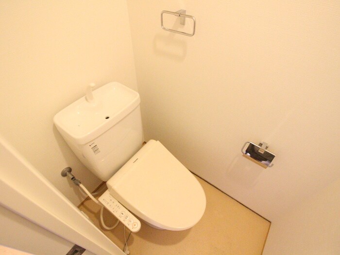 ドルチェヴィータ池田DUEの物件内観写真