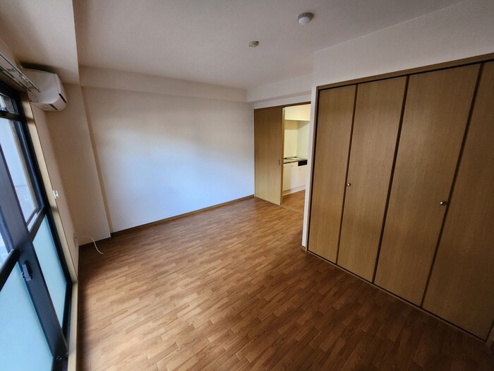 ﾌﾛ-ﾗﾙｺﾐｭﾆﾃｲ-ﾊﾟﾚｽさわらぎの物件内観写真