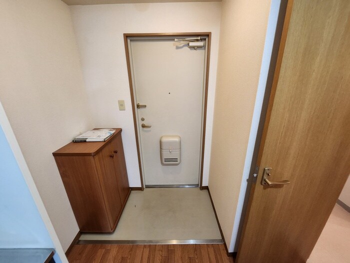 ﾌﾛ-ﾗﾙｺﾐｭﾆﾃｲ-ﾊﾟﾚｽさわらぎの物件内観写真