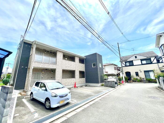 フェリーチェの物件外観写真