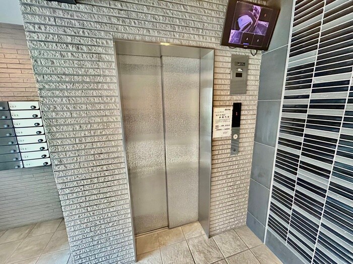 グランリールの物件外観写真
