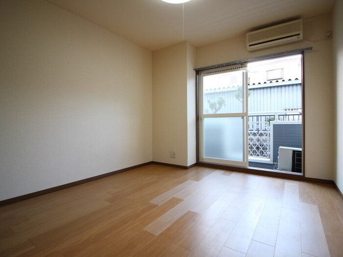 ヴィラウエストの物件内観写真